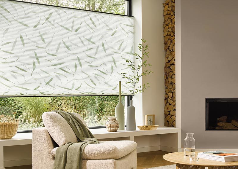 Duettegardin med grønne blade fra Luxaflex