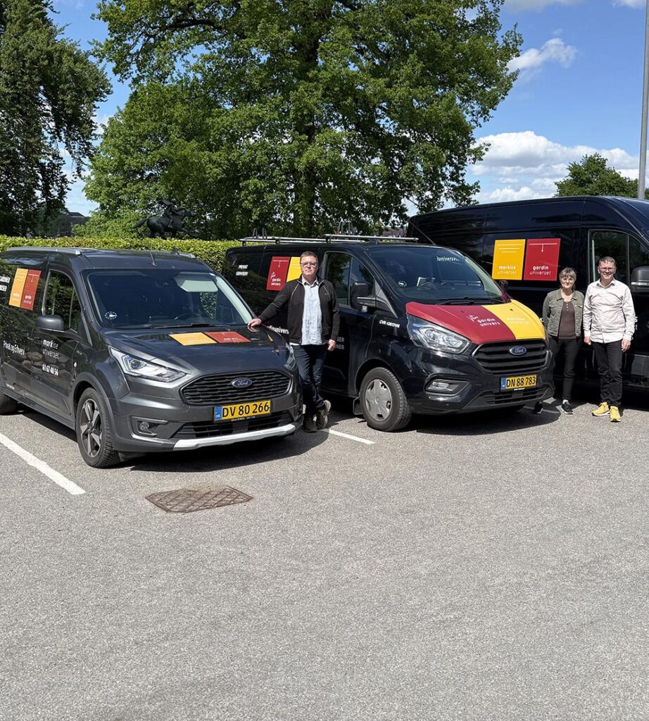 Book Gardinbussen ved Markise og Gardin Universet